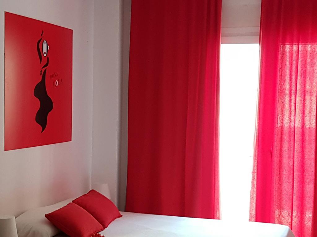 Apartamentos Dona Lola Seville Exterior photo