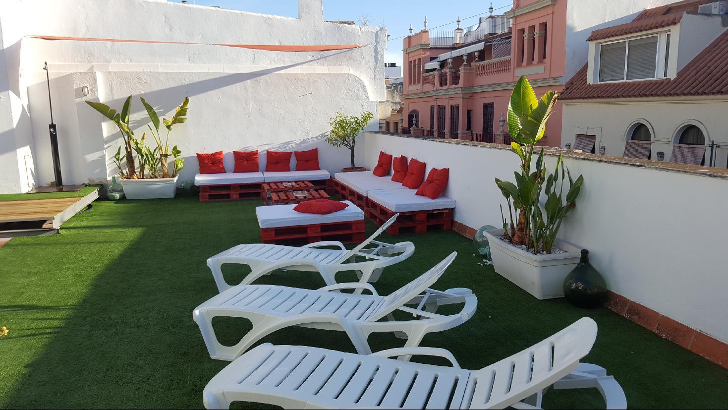 Apartamentos Dona Lola Seville Exterior photo